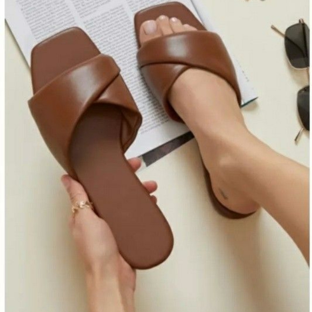 UPDATE! Express Crossover sandals